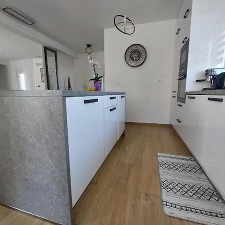 Romansa Apartamento Malinska